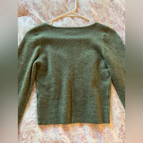 Aritzia Wilfred Sweater Size M - Picture 4 of 4